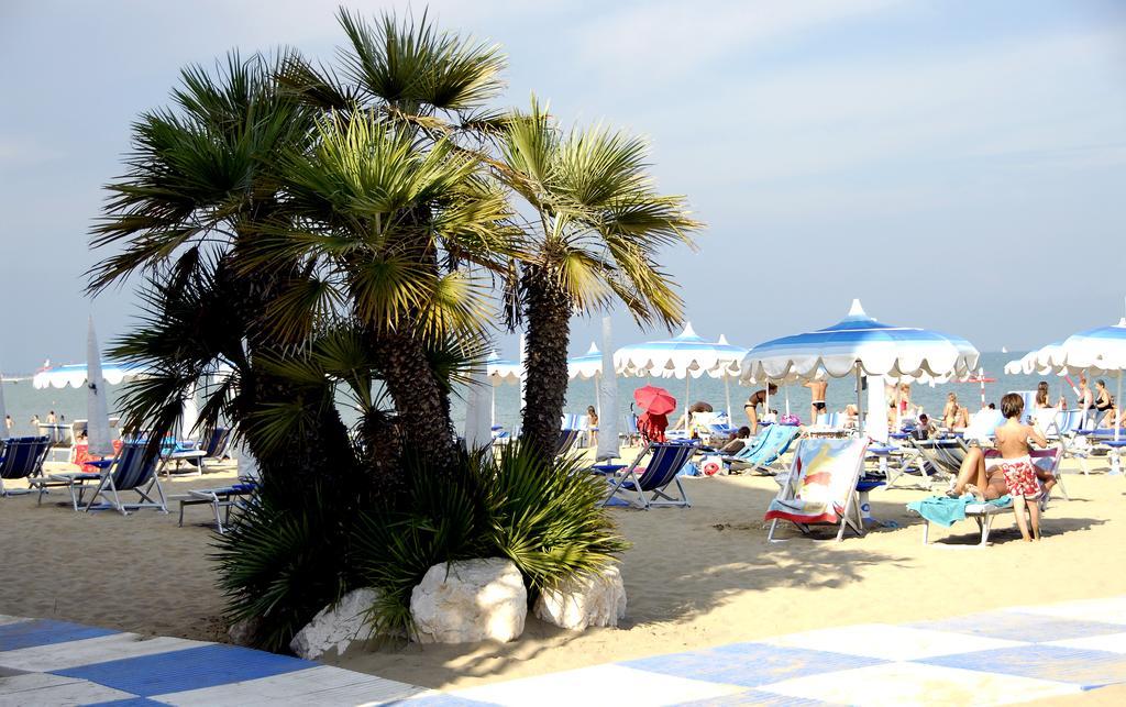 Green Village Eco Resort Lignano Sabbiadoro Exterior foto